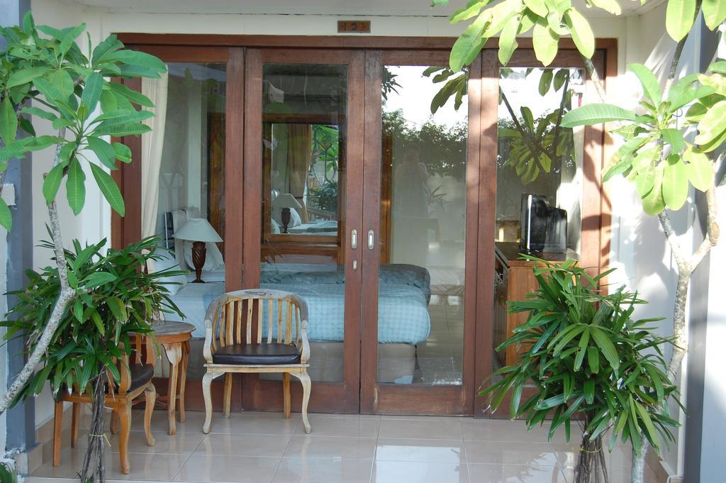 Waroeng Surya Home Stay Uluwatu Quarto foto